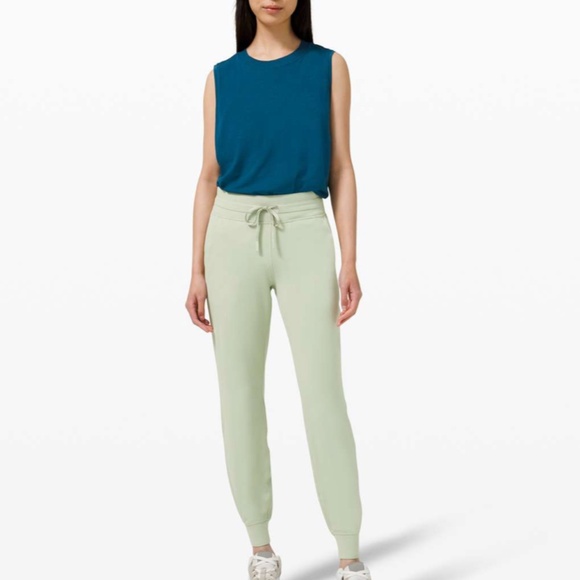 NWT Lululemon Ready to Rulu High Rise Joggers